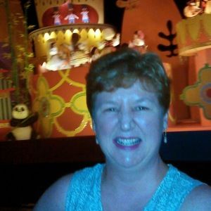 Meet your Posher, Debbie